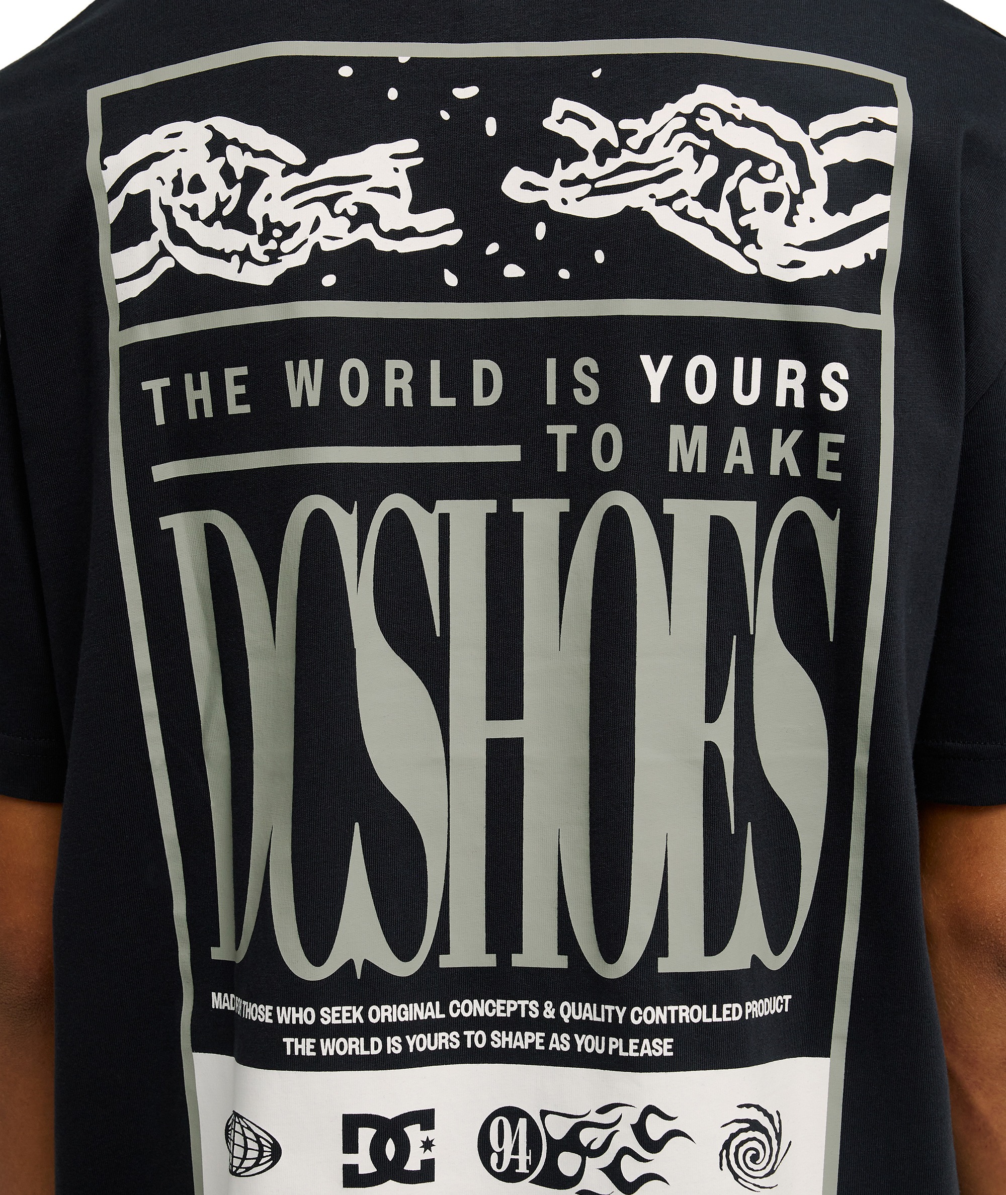 T-Shirt kurzarm DC Break The Chains